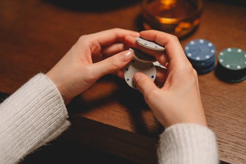 Casumo Kotiutus Kestää – Kerroimme, Kuinka Pitkä Aika Kestää Saada Rahasi Casumolta